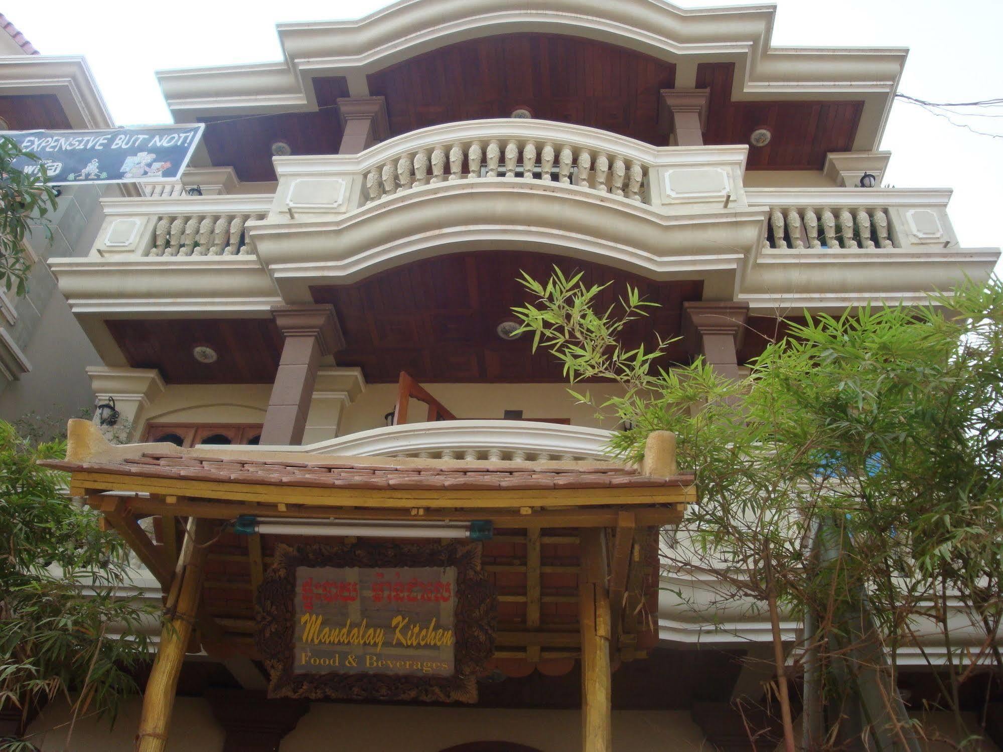 Near Sala Inn Siem Reap Exterior photo